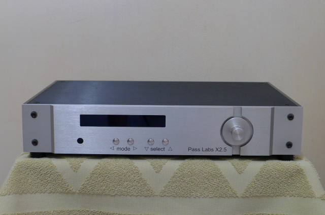 Pass Labs X2.5 Line Preamplifier (Used) SOLD P1120552