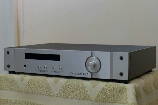 Pass Labs X2.5 Line Preamplifier (Used) SOLD P1120553