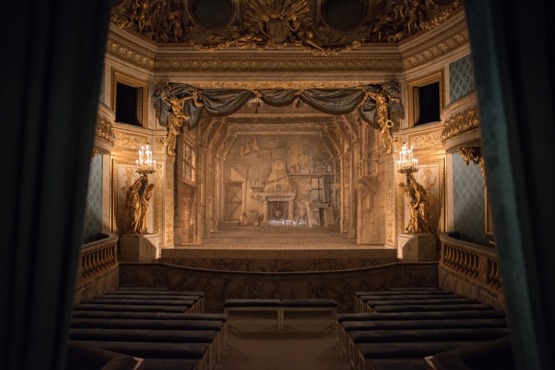 le petit théâtre de Marie-Antoinette à Trianon - Page 18 3321_210
