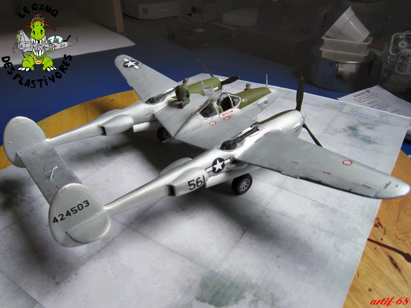 [ITALERI] LOCKEED P-38/F-5E LIGHTNING Réf 2681 Img_4536