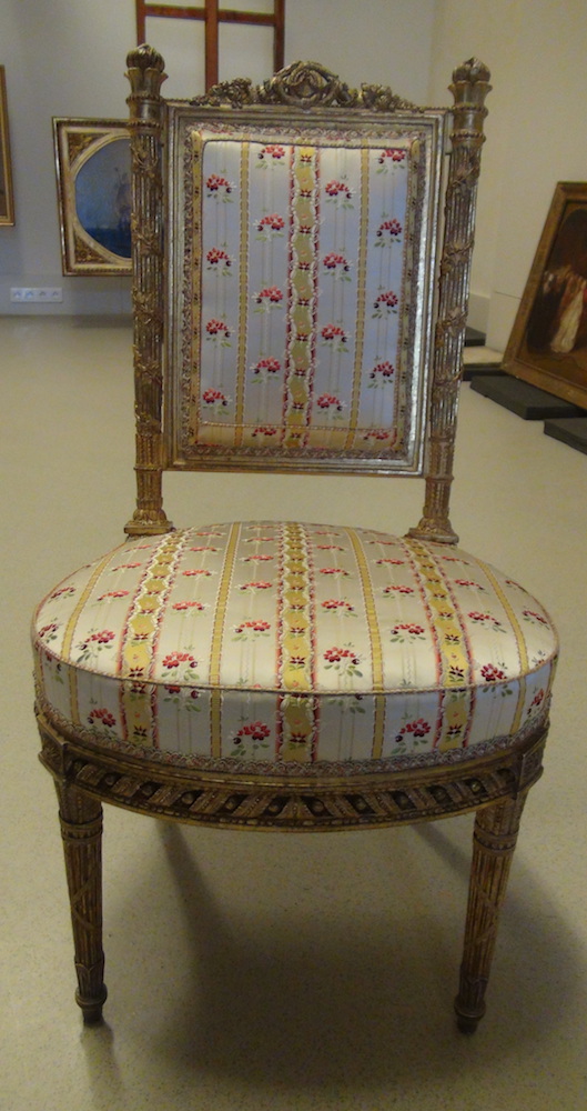 Un antiquaire revendait de faux meubles de Marie-Antoinette !! Meridi10