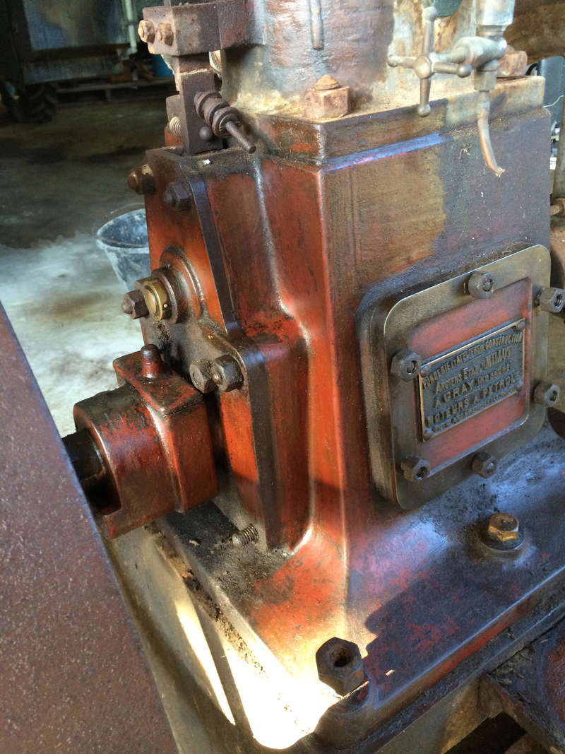 MOTEUR MILLOT PETROLE Img_5810