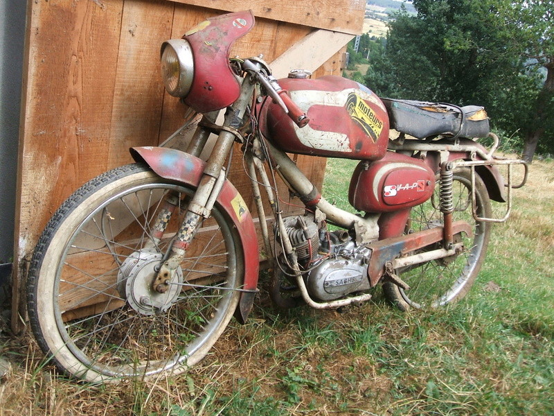 découverte d'un cadre de motoconfort AU88 - Page 2 Dscf2810