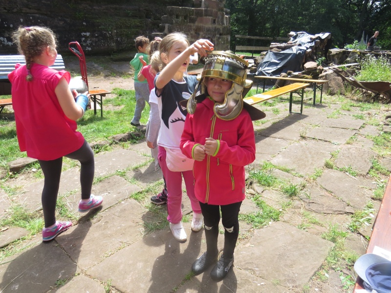 visite scolaire au château le 30 juin Img_3829