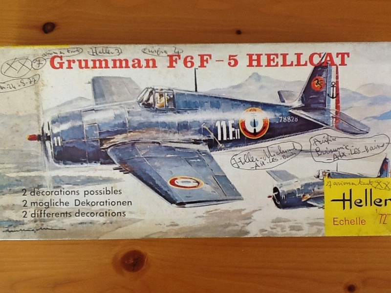 GRUMMAN F6F-5 HELLCAT Réf 272 Helle104