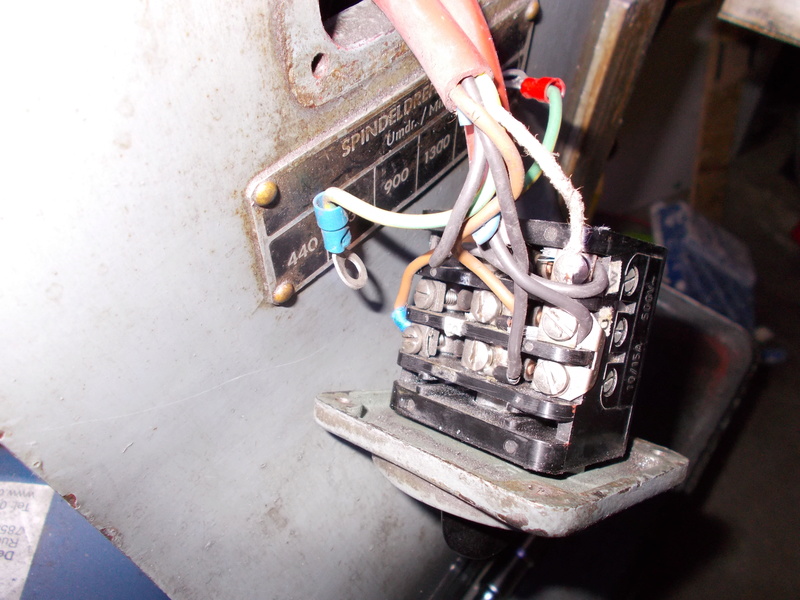 Comment Changer Le Sens De Rotation D Un Moteur 220v Inversion du sens de rotation d'un moteur 220V tri avec condensateur