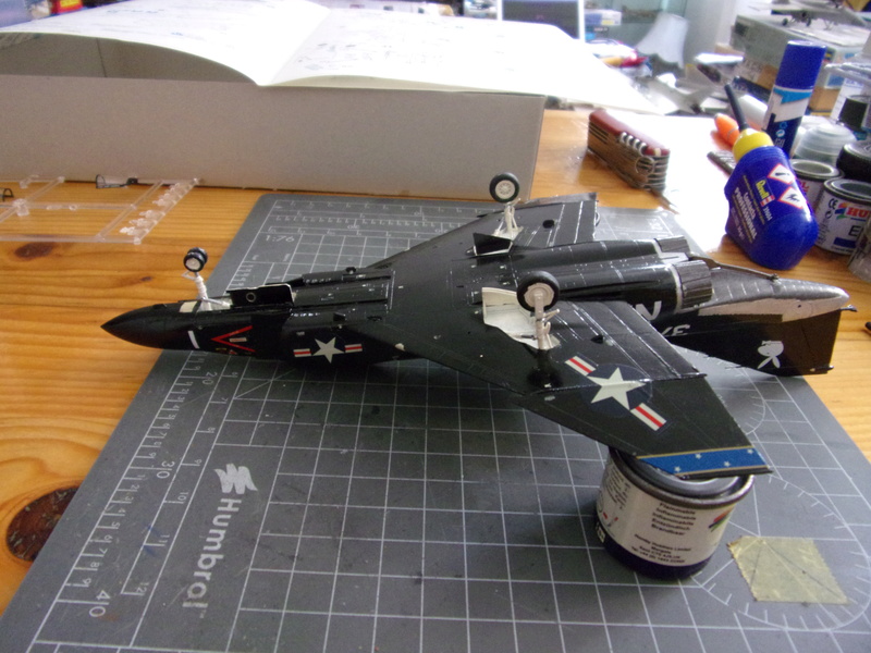 F-4J PHANTOM II 'VX-4 BLACK BUNNY' [haseagawa 1/72éme] - Page 2 102_2439