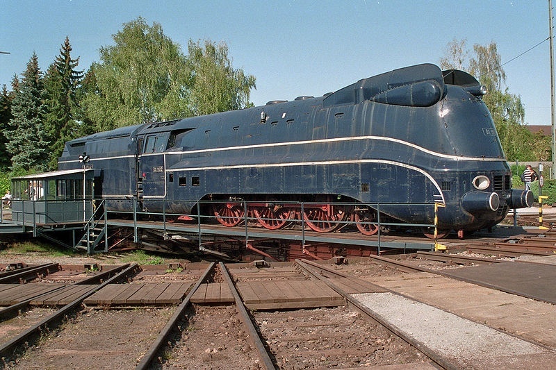 La locomotive carénée 221 du PLM Br_01_10