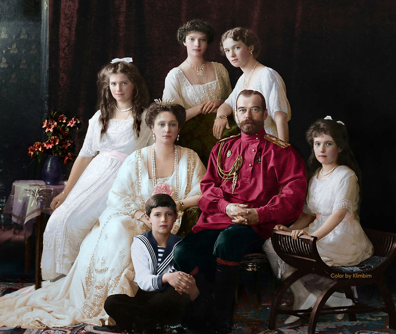 Les derniers Romanov - Page 8 Photos10