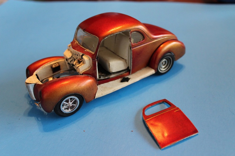 Vintage built automobile model kit survivor - Hot rod et Custom car maquettes montées anciennes - Page 5 12671910