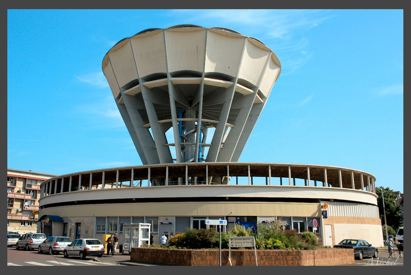 1950's architecture à Caen (Calvados- Basse Normandie - France) 95045310