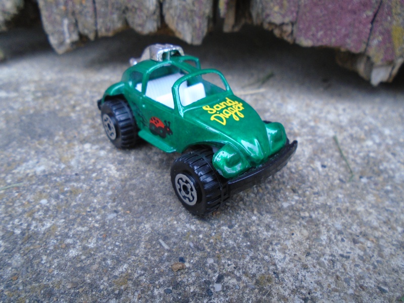 Sand digger - VW Cox buggy - custom car hi ridder - Matchbox Superfast Dsc02815