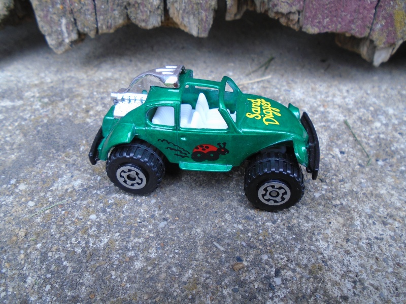 Sand digger - VW Cox buggy - custom car hi ridder - Matchbox Superfast Dsc02819