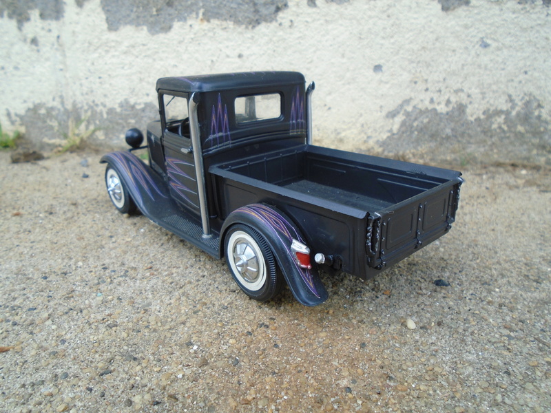 1934 Ford pick up - customizing kit - 3 in 1 - Trophie series - amt Dsc04031