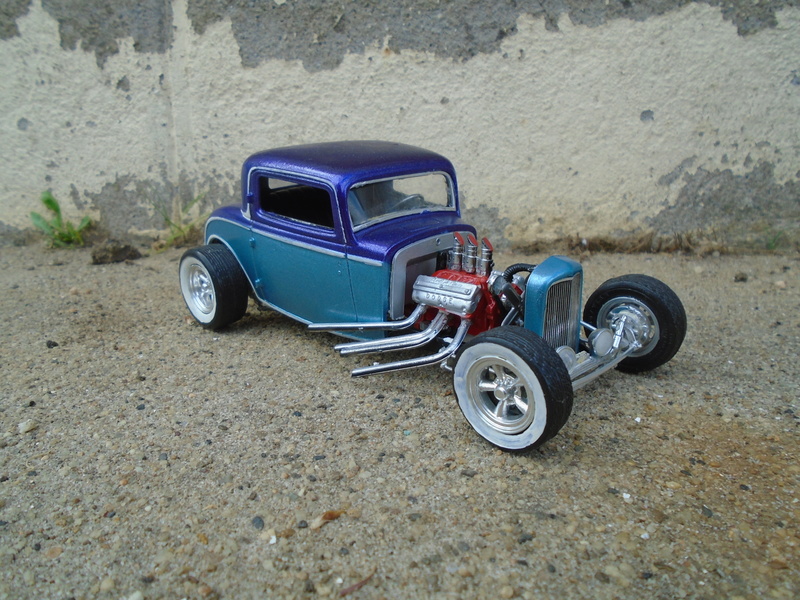 1932 Ford 3 window coupe Revell Dsc04060