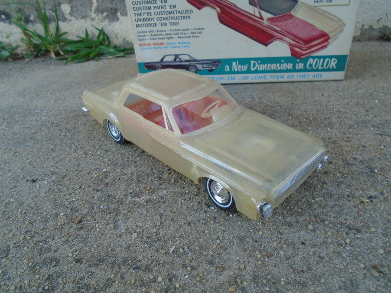 1962 Dodge Dart - Metalflake custometal show car series - 1/25 scale Dsc04652