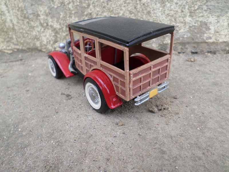 1930 Ford - Woodin' Wagon -Model kit - 1:32 scale - hot rod - Aurora - 1964 Sam_2836