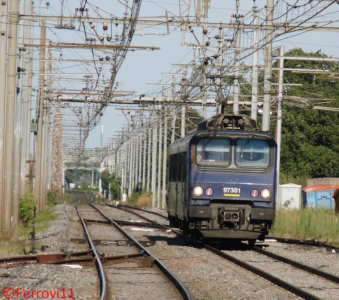 Photos et vidéos de la ligne Bordeaux - Toulouse - Narbonne - Sète (Fil 3) - Page 39 P1090110