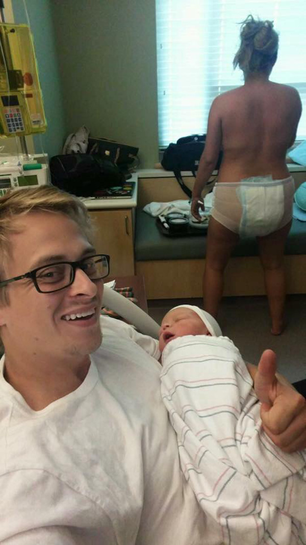 Words fail....Mom Shares Photo Of Herself In Panties Hours After Giving Birth And It's Going Viral Image114