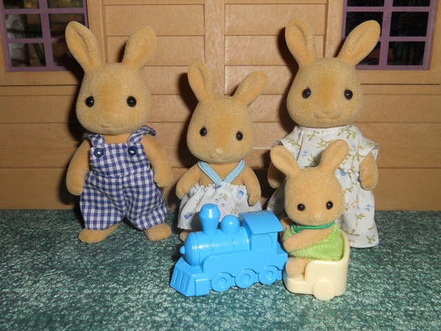 [2012/2013] Easy Buy Famille Orcher Lapin 003-110