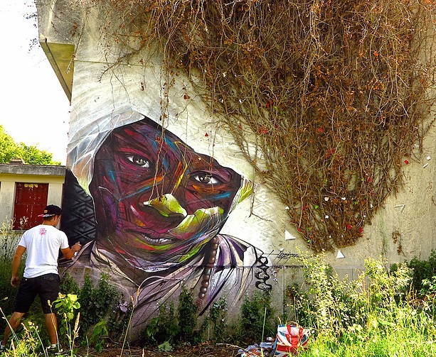 فن الرسم على الجدران في الشوارع والأماكن العامة 210
