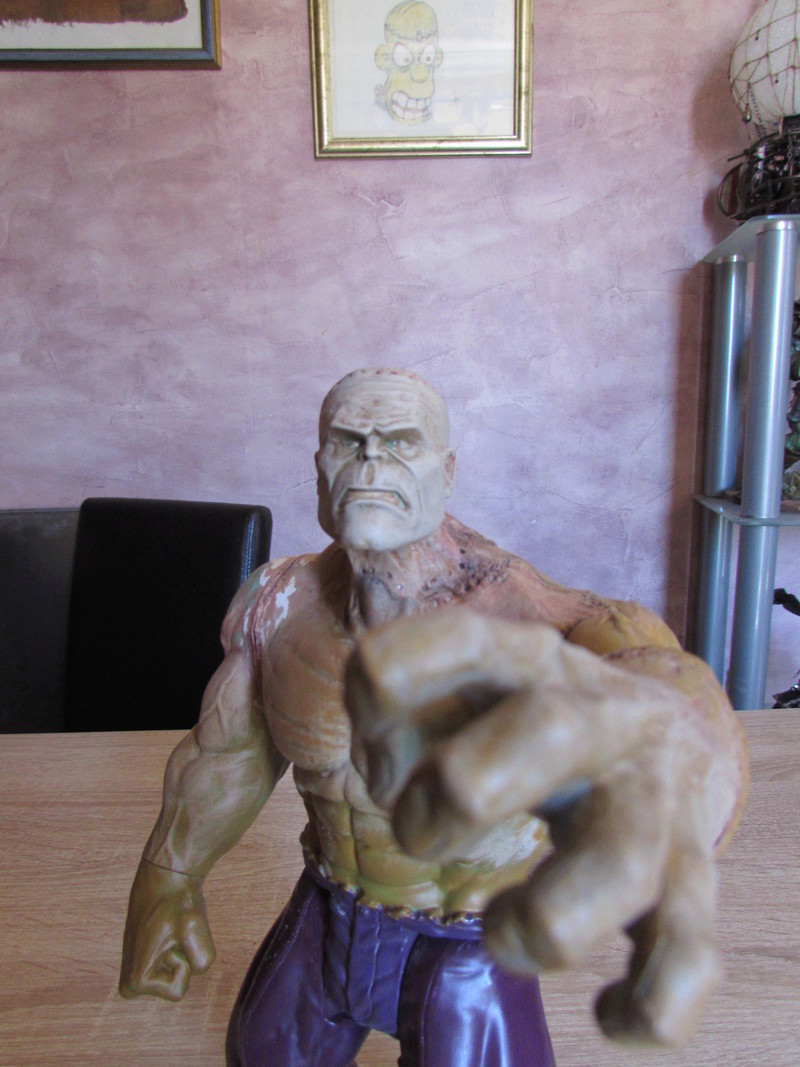 he's alive "de Hulk a Frankenstein" Img_2619