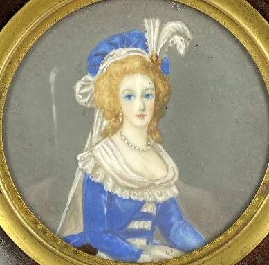 Marie-Antoinette au livre en robe bleue - Page 4 Tzolzo12