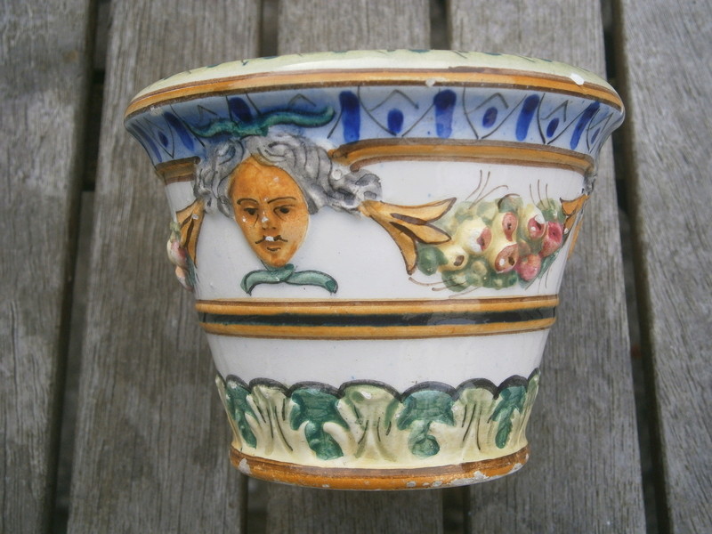 Italian majolica pot -  Società Ceramica Colonnata P7140510