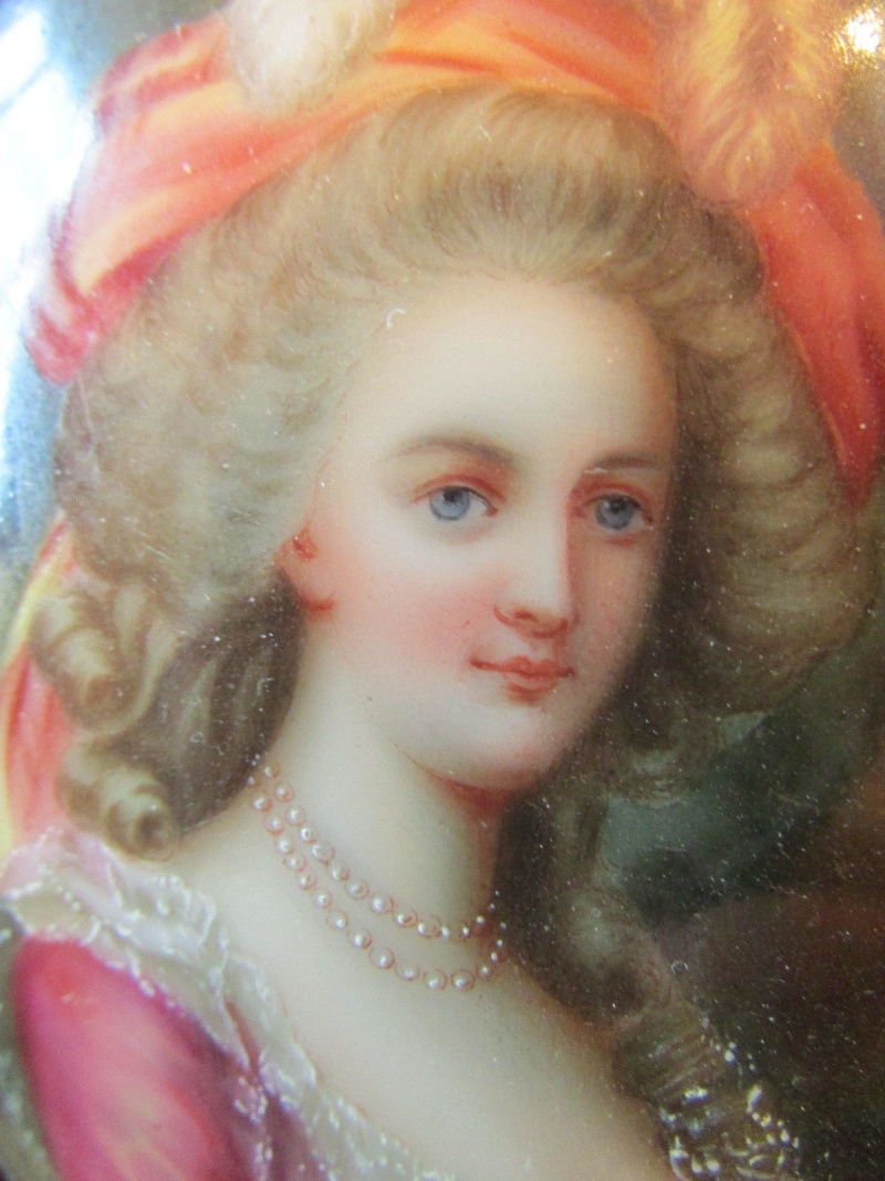 A vendre: miniatures de Marie Antoinette? - Page 4 S-l16011