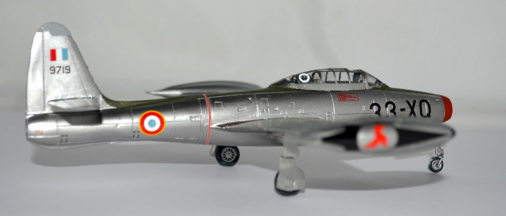 Republic F-84G Thunderjet Aeromaster 1/72 F-84g_17