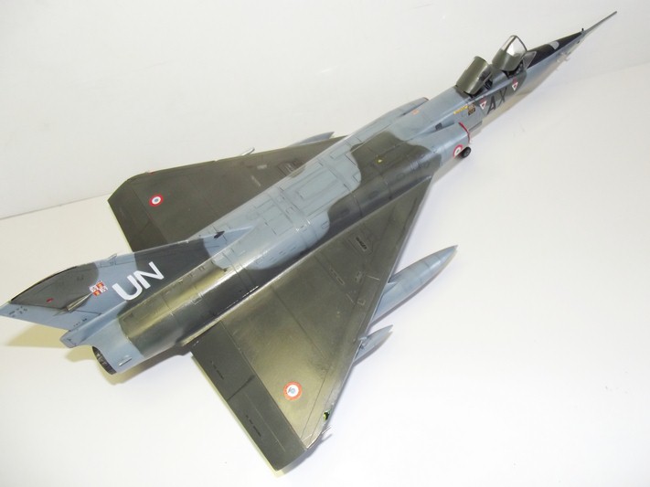 MIRAGE IV P  ( HELLER 1/48 ) - Page 3 Dscf4160