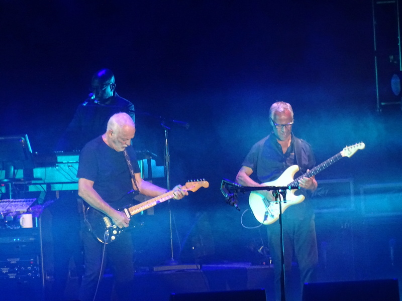 Gilmour à Nîmes les 20 et 21 juillet 2016 - Page 16 Dsc00913