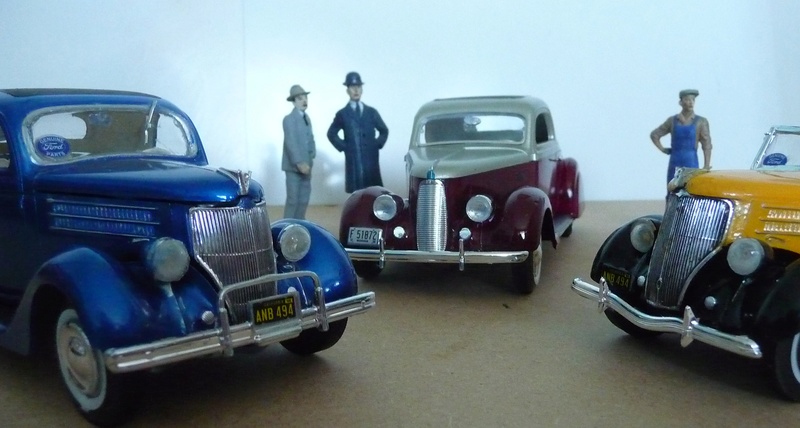 AMT ERTL REVELL- FORD 1936  COUPE & CABRIOLET DE LUXE 1 CARROSSERIE SPECIALE P1060832