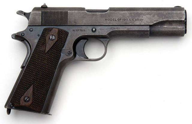 L’ARMEMENT DE LA 4th INFANTRY DIVISION : LE COLT 1911 A1 ou COLT 45 1911_210