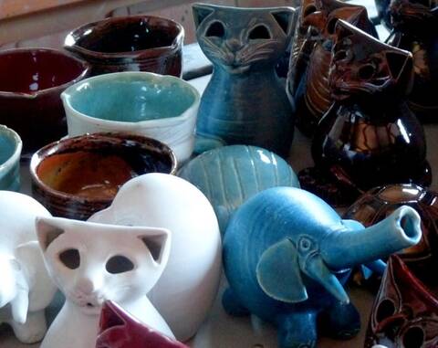 A Qui Est Ce Chat Alain Blanchard Poterie Du Mejou