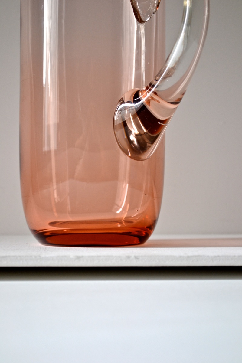 Tall glass pitcher -  tinted pink glass fades to clear Dsc_0015