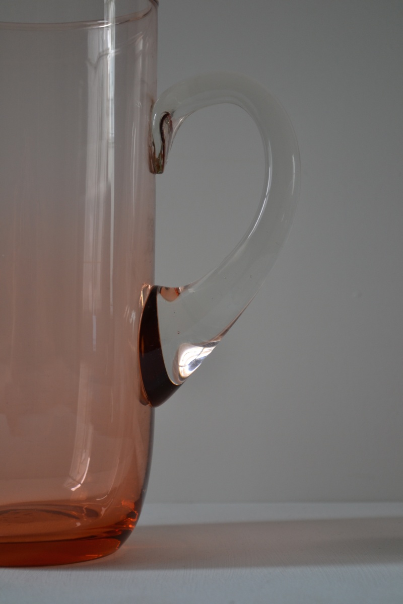 Tall glass pitcher -  tinted pink glass fades to clear Dsc_0016