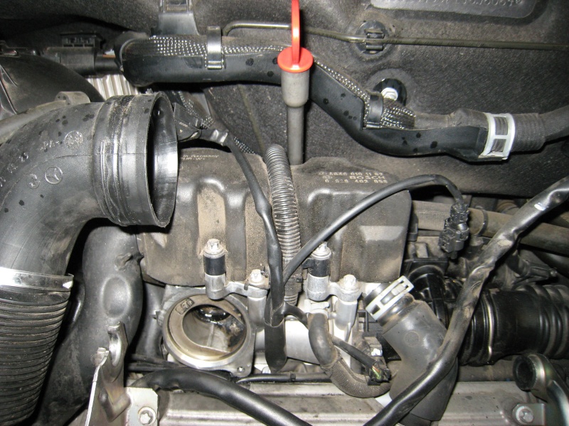 [ Mercedes A180 CDI W169 ] Trou pièce moteur ,fuite ,entrer air, filtre a particule bouché Img_7611