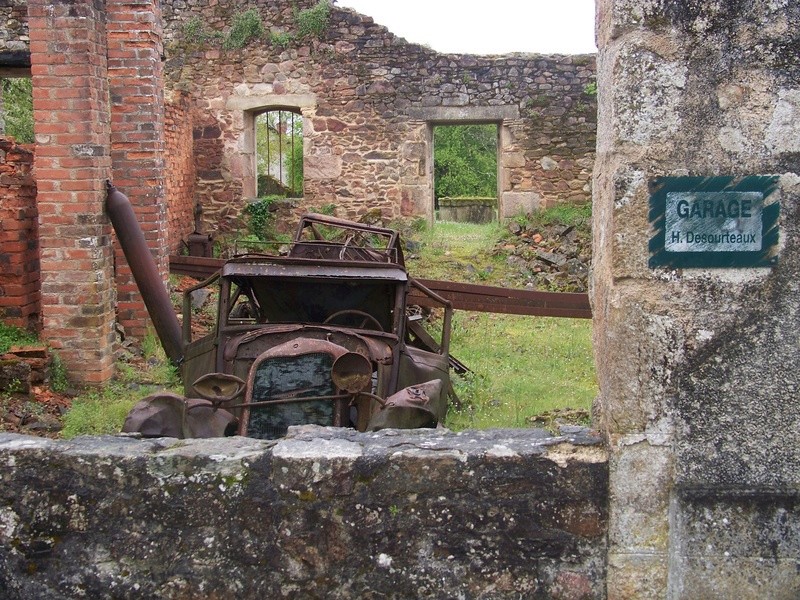 Oradour-sur-Glane : un massacre SS 811