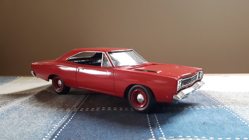 AMT 1968 Plymouth Road Runner 383 20160713