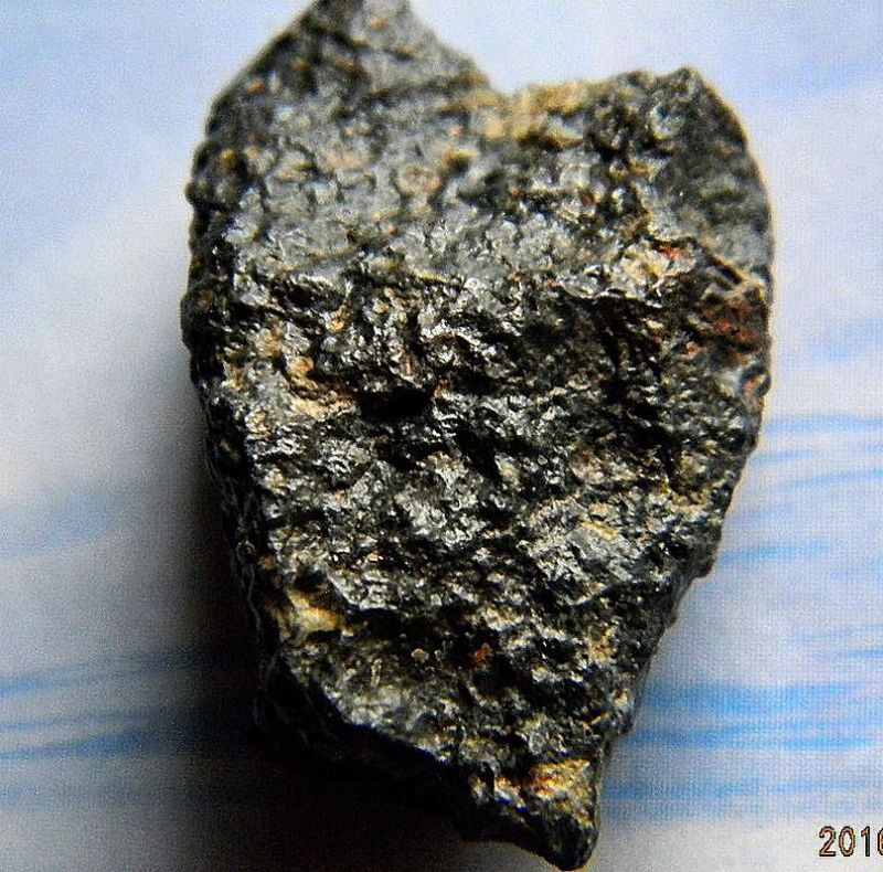 Recherche chondrite carbonée Img_2337