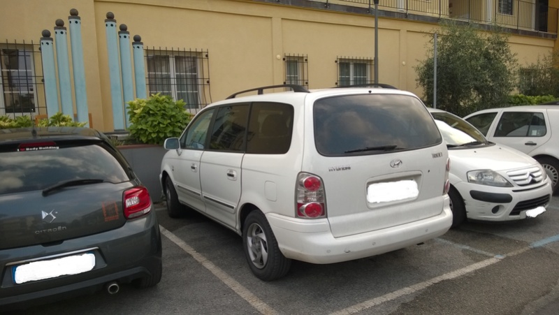 Avvistamenti auto rare non ancora d'epoca - Pagina 6 1_211