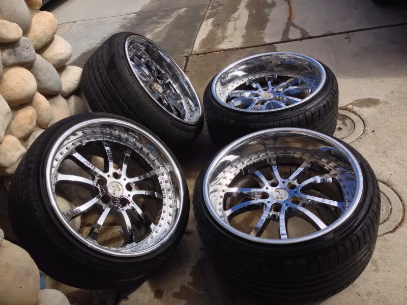 FS Work Bersaglio 19x10.5 +19 19x11.75 +16 w/ tire F3bd0110