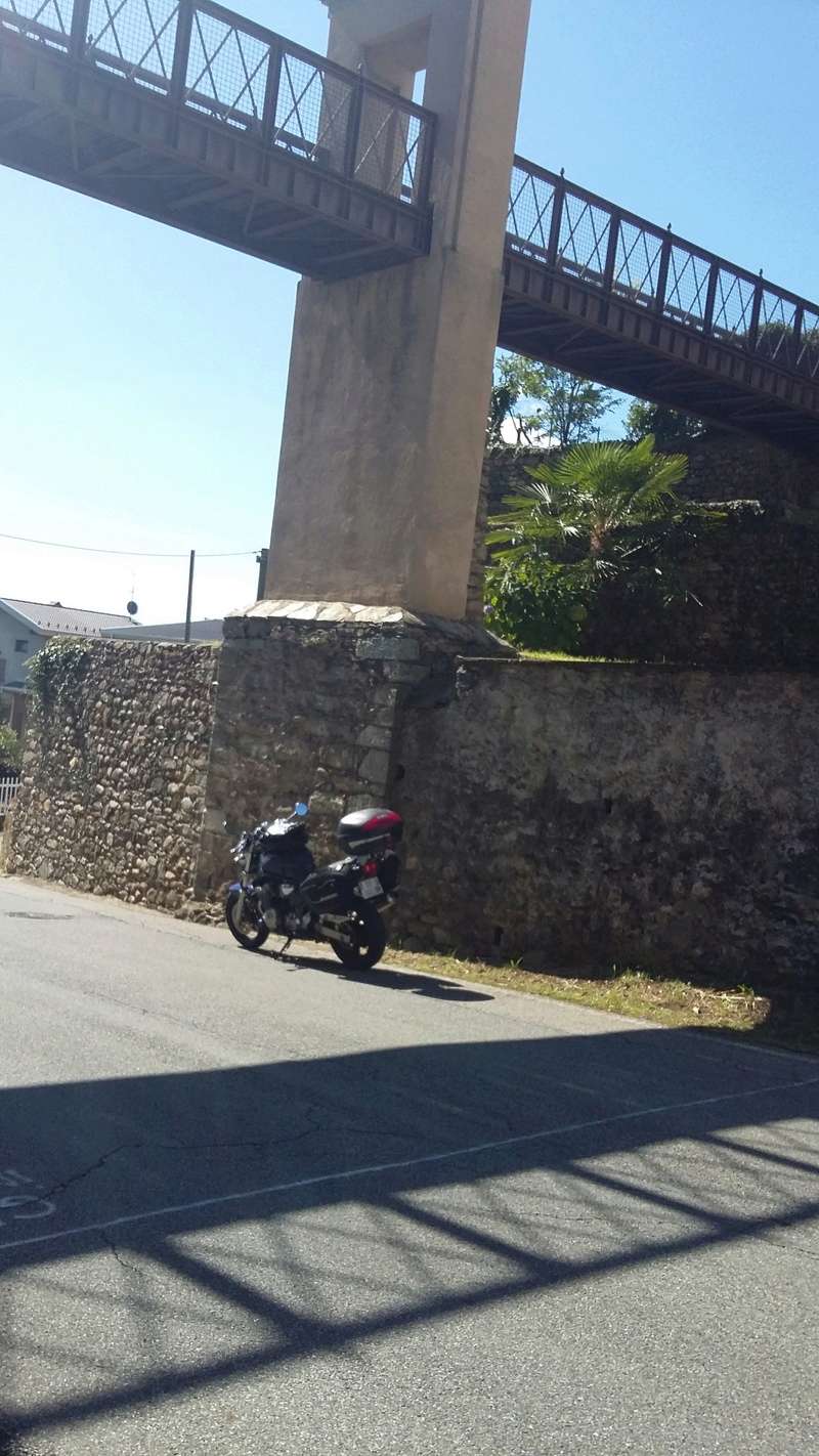 Concour Photo de Juillet: sur le pont du Gard, sous les ponts de Seine - Page 2 20160813