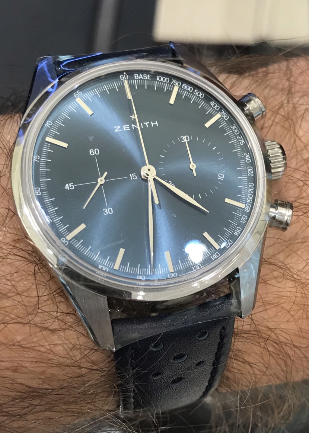 ****La montre du jour ! vol. 36**** - Page 4 3d5ea010