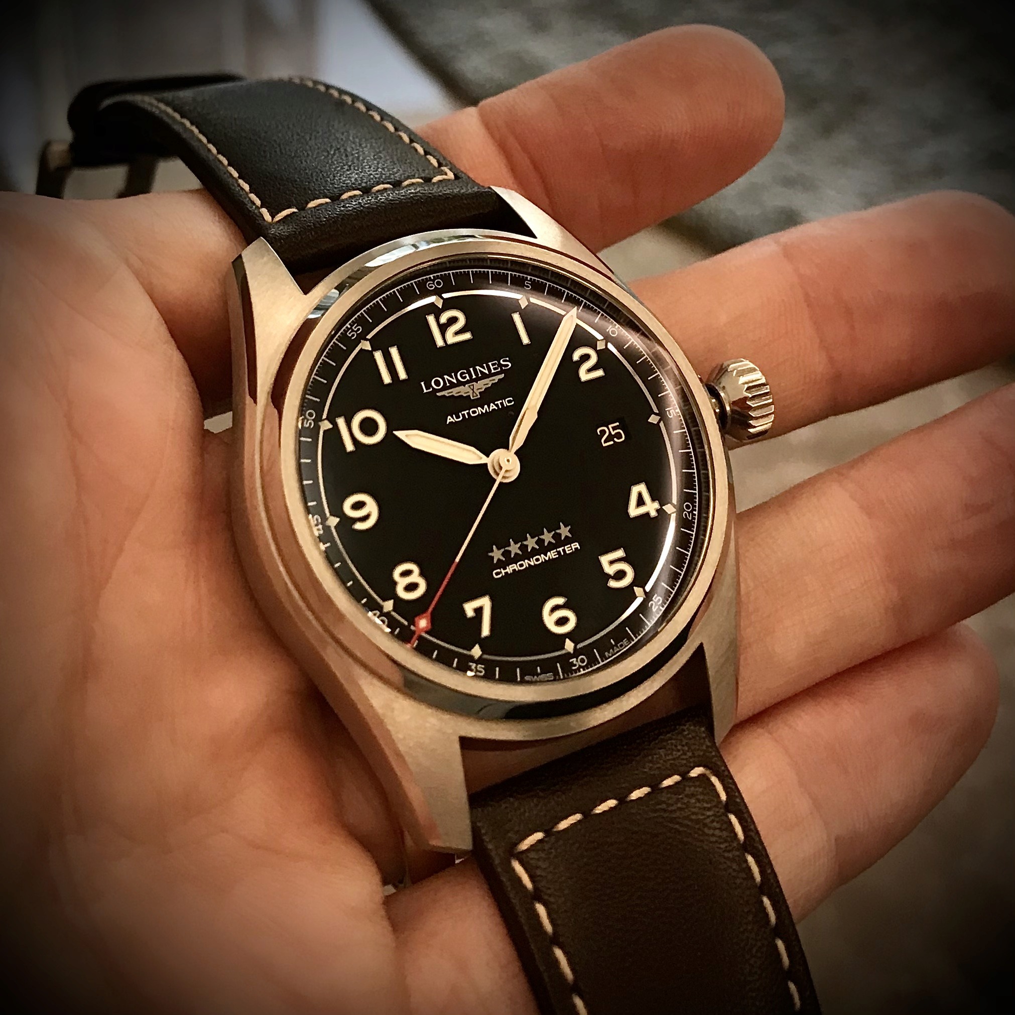 glashutte - Feu de vos montres d'aviateur, ou inspirées du monde aéronautique - Page 33 8e5a7010