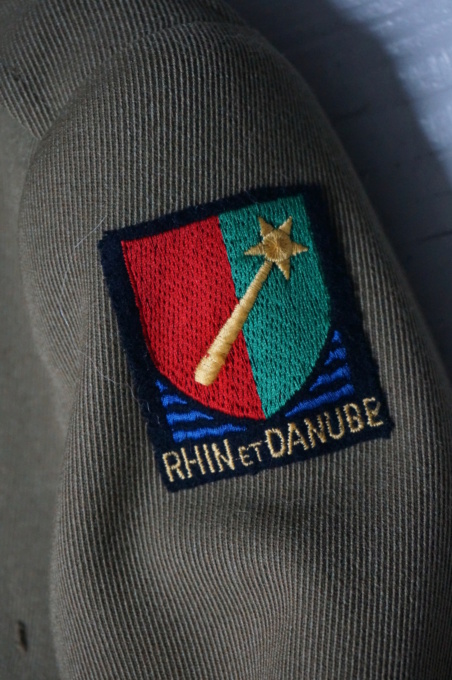 Aide Identification uniforme d'officier 1936-1959 Dsc03419