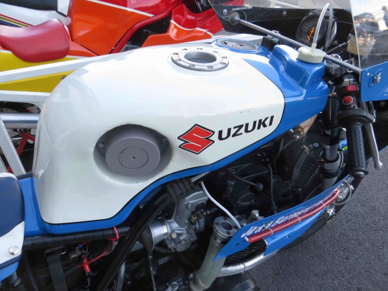 Suzuki GS1000R XR69 replica SERT ( P.bonnet) Img_0110