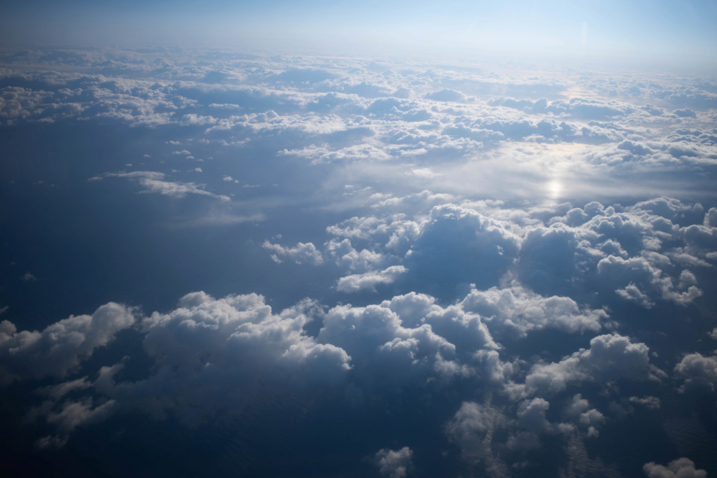 Ciel / Nuages / Pluie / Brume / Vent / Neige / Givre / Soleil - Page 39 Gr003111