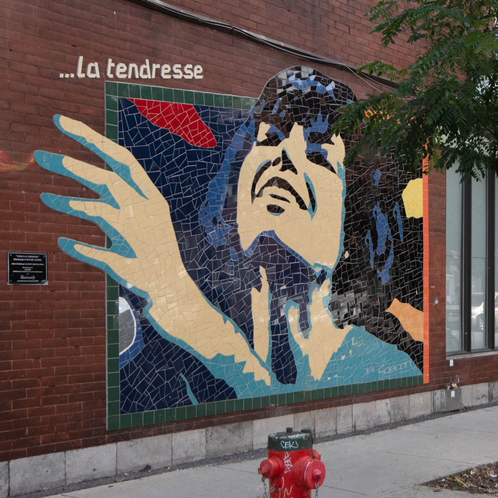 Les murales mosaiques de Montréal Kp_91012